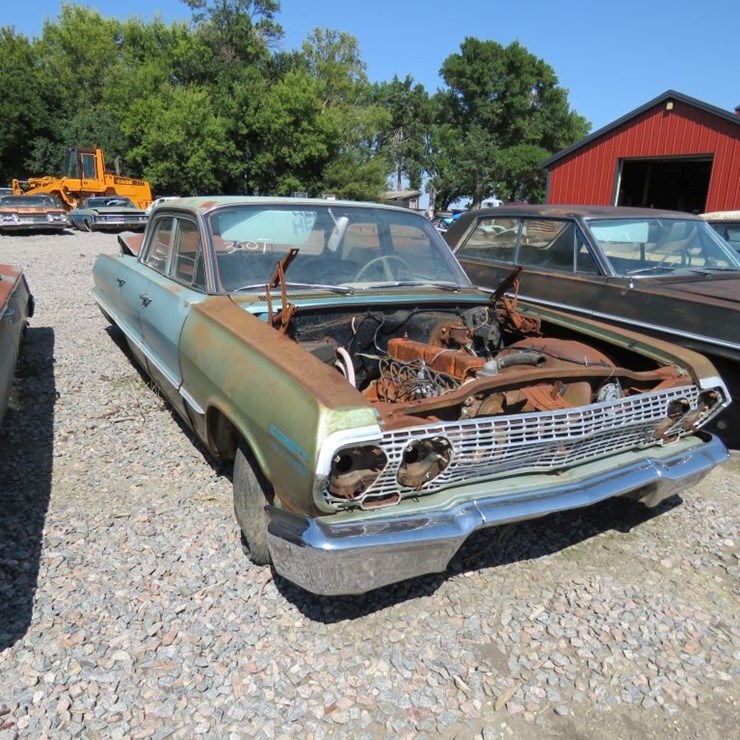 1963 Chevrolet Impala 4dr Sedan