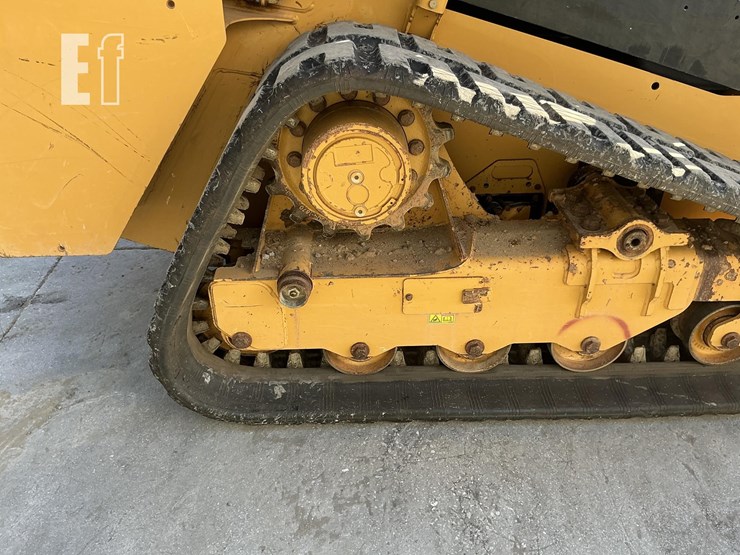 2022-caterpillar-249d3-image-10
