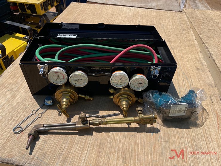 acetylene-cutting-torch-set-image-2