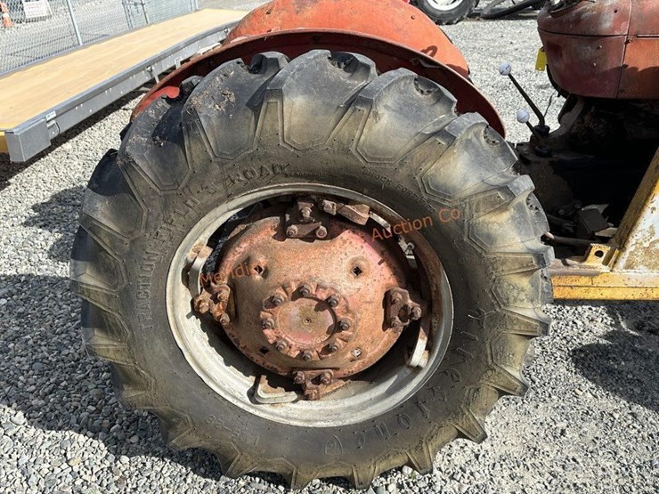 massey-ferguson-65-image-10