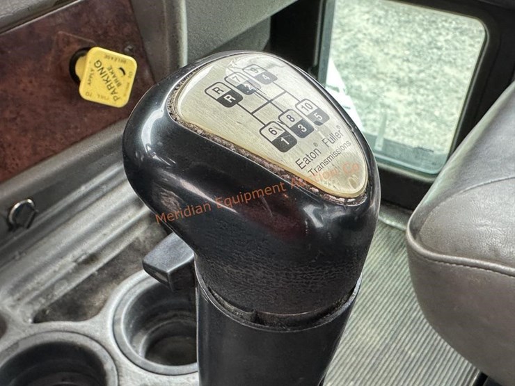 2007-kenworth-t300-image-26