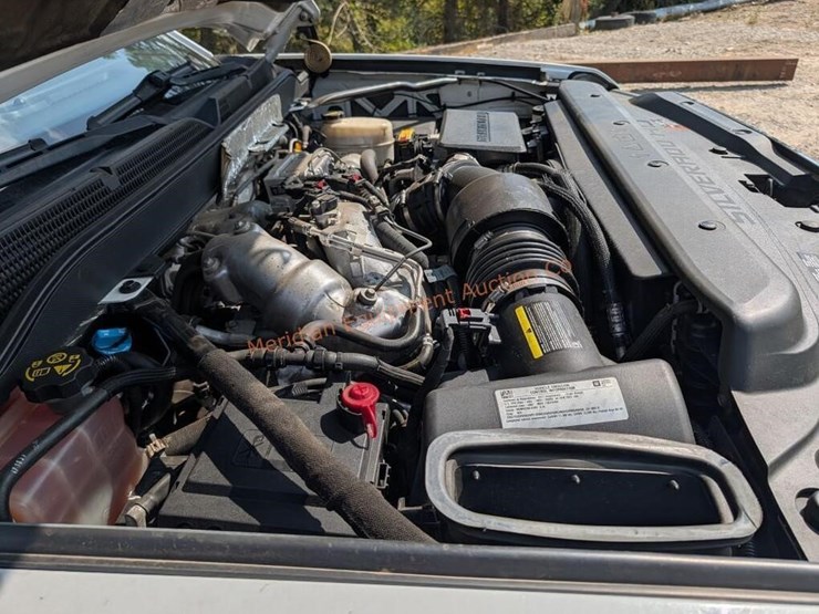 2017-chevrolet-silverado-3500-image-29