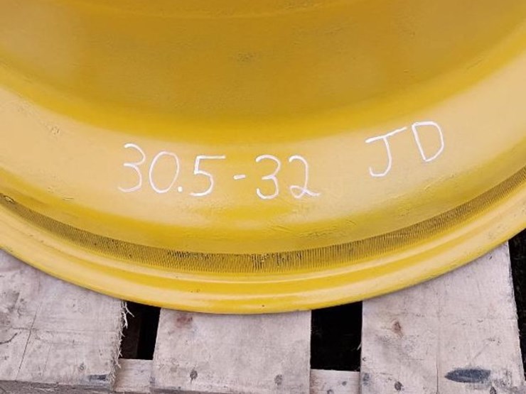 deere-548-image-3