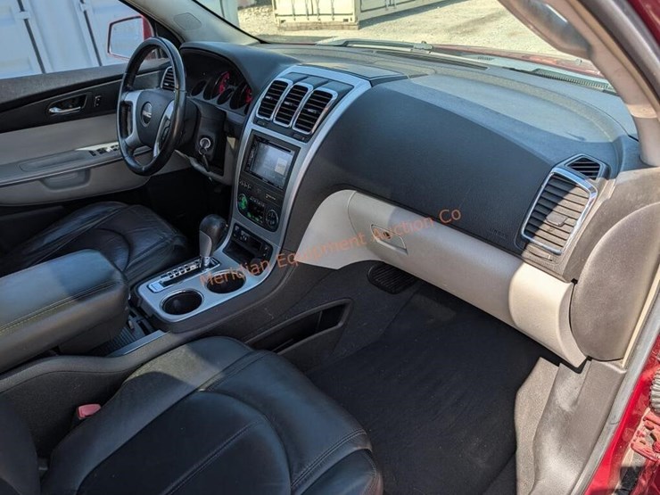 2008-gmc-acadia-slt-image-32