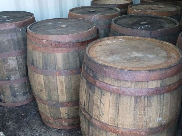 qty-(4)-whiskey-barrels-image-2