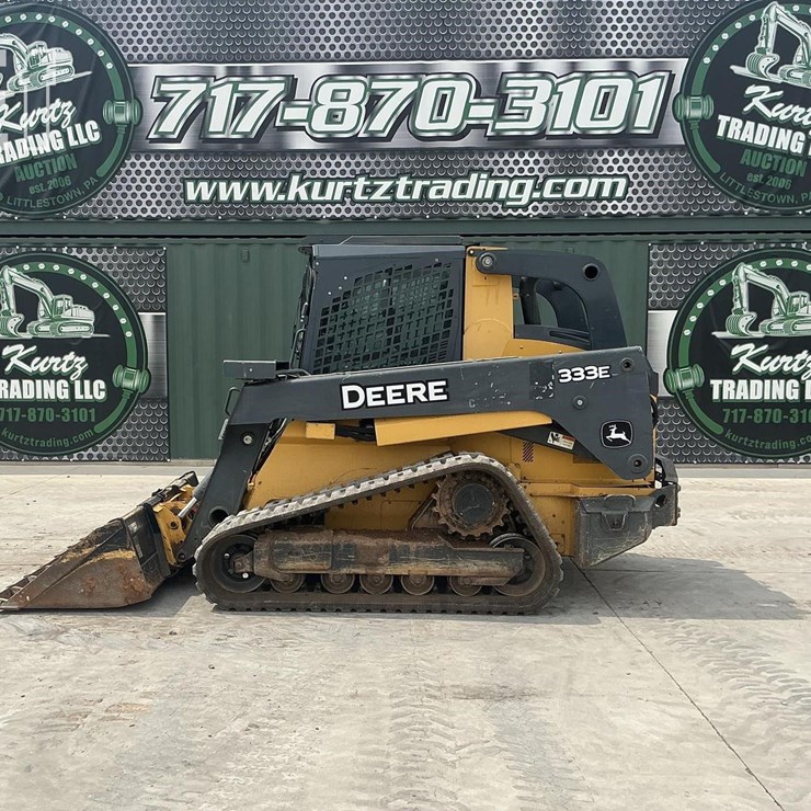 2016 DEERE 333E