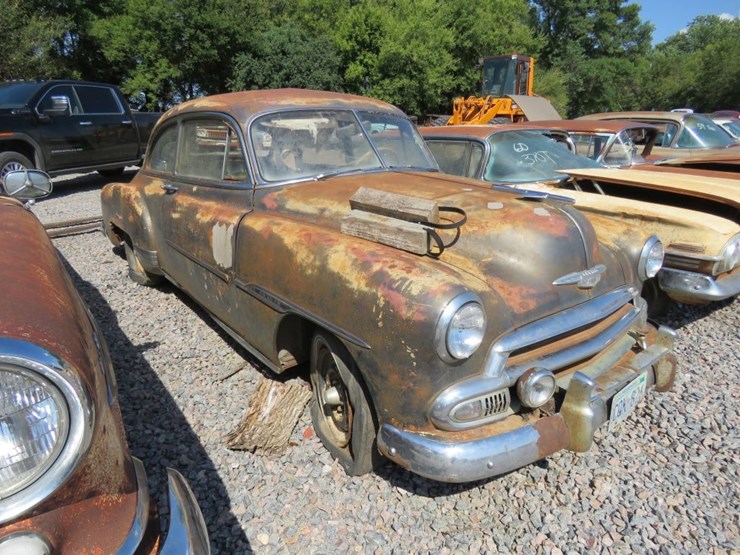 1951-chevrolet-styleline-deluxe-2dr-sedan-image-2