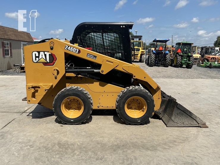 2020-caterpillar-246d3-image-5