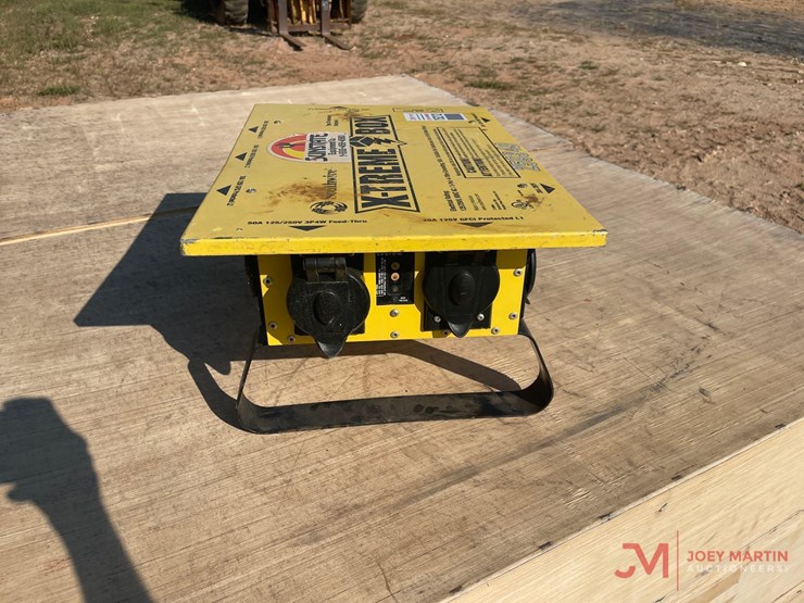 southwire-x-treme-power-distribution-box-image-2