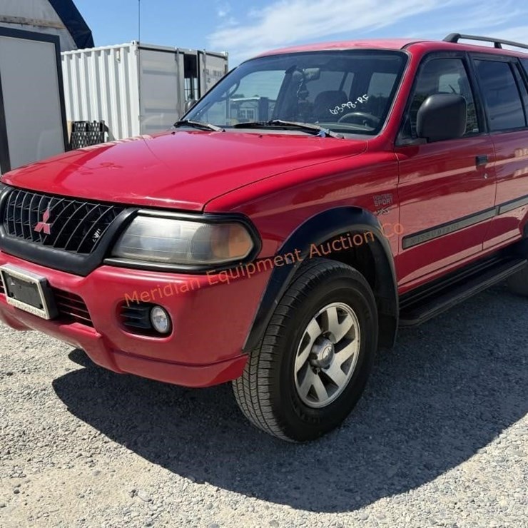 2001 MITSUBISHI MONTERO SPORT