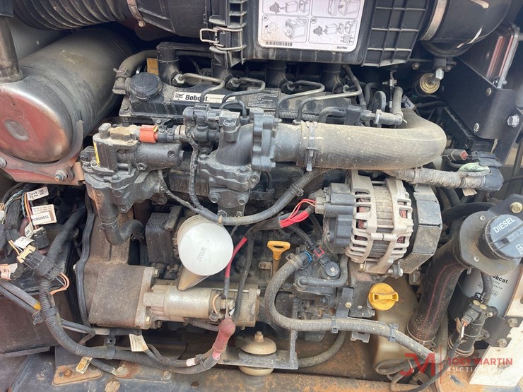 2021-bobcat-s590-image-13