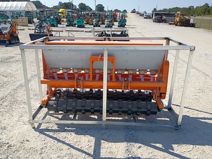 #l85-045-•-landhonor-seeder-skid-steer-attachment-(3-point)-image-1