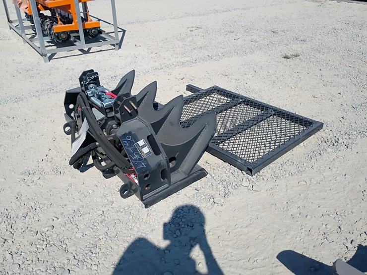 #l85-046-•-landhonor-logging-winch-skid-steer-attachment-image-2