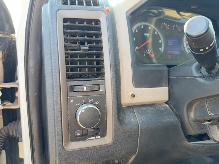2012-dodge-ram-2500-image-72