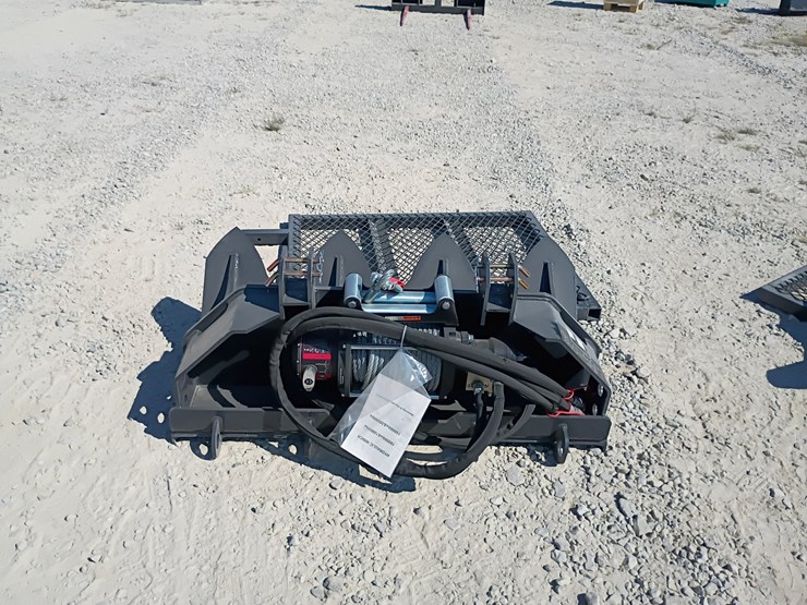 #l85-046-•-landhonor-logging-winch-skid-steer-attachment-image-1