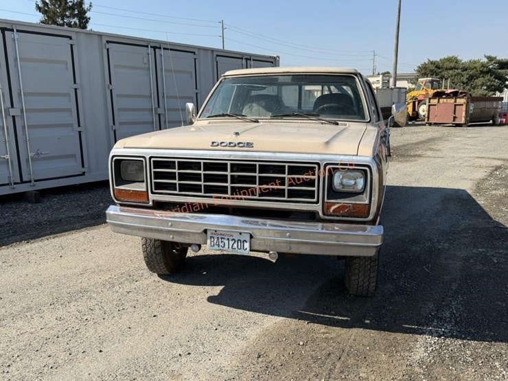 1984-dodge-ram-250-image-9