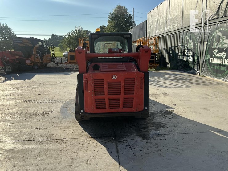 2021-kubota-svl65-2-image-3