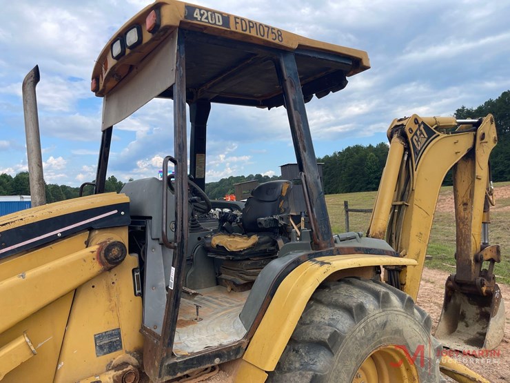 2003-caterpillar-420d-image-19