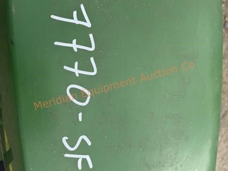 john-deere-gt242-image-17