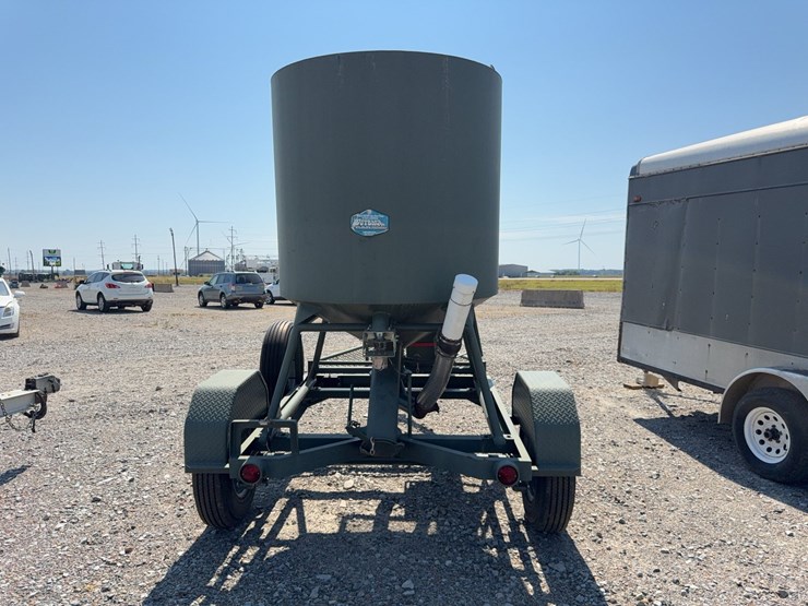 #49010-•-2020-meritt-management-co-wildlife-feeeder-w/-trailer-1m9w1w160ca57581-inv#-49010-image-5