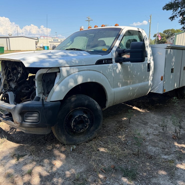 2012 FORD F350