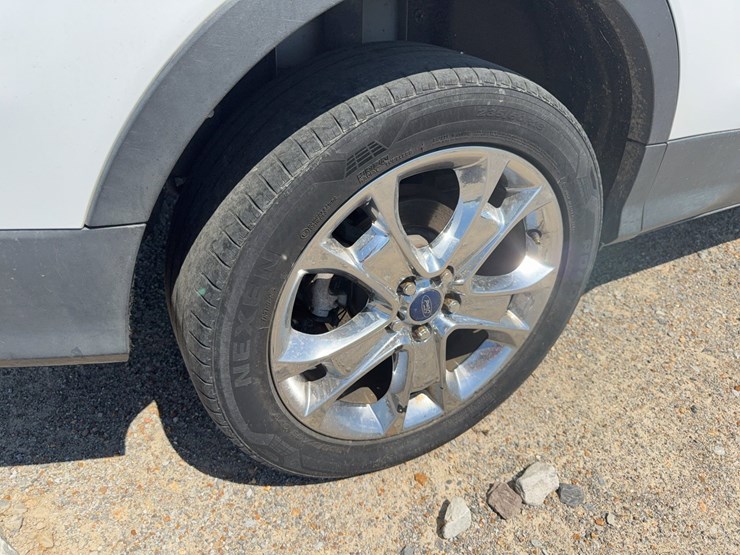 2014-ford-escape-image-18