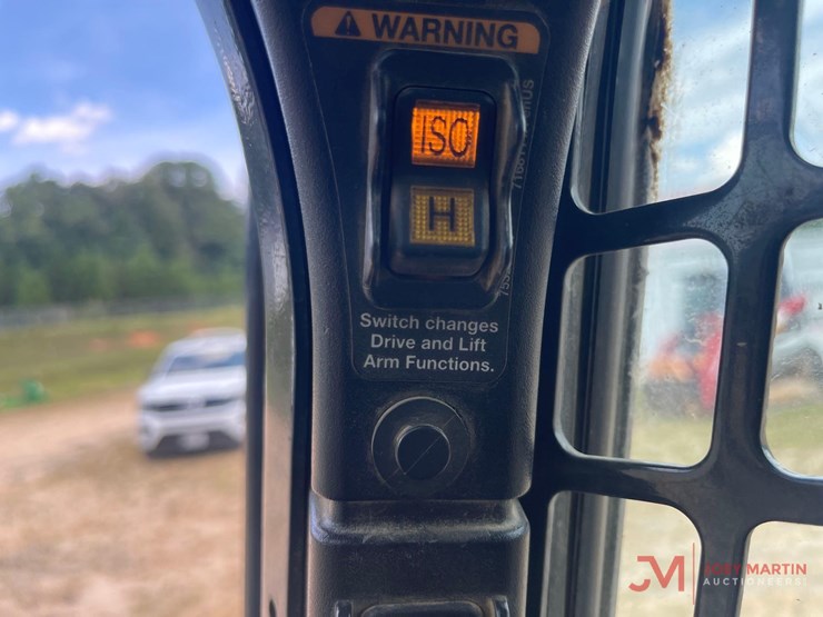 2019-bobcat-t770-image-22