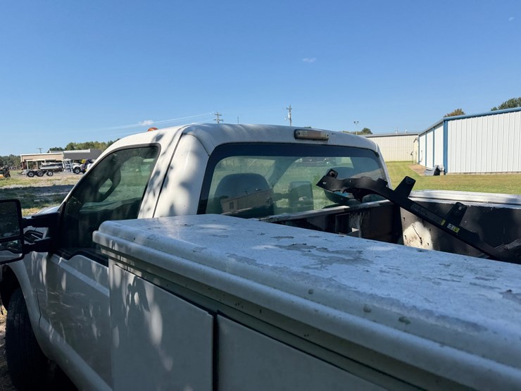 2012-ford-f350-image-24