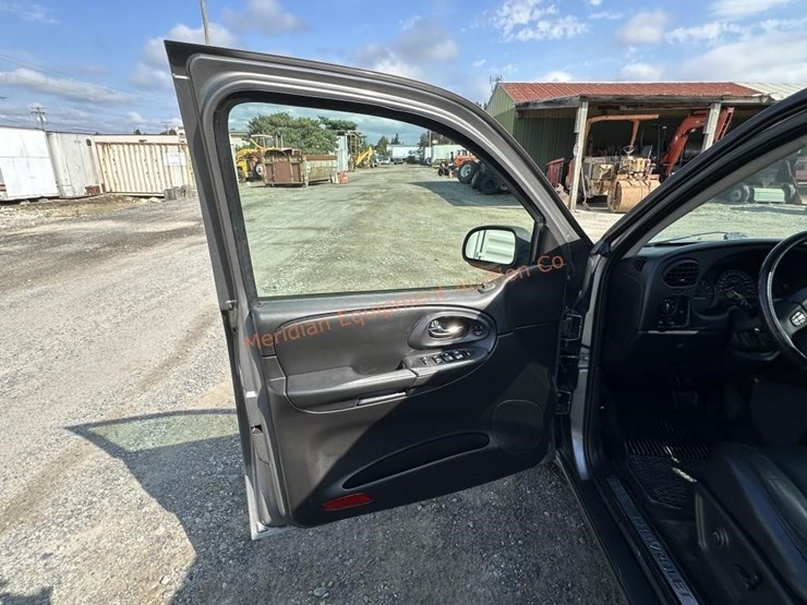 2005-chevrolet-trailblazer-lt-image-24