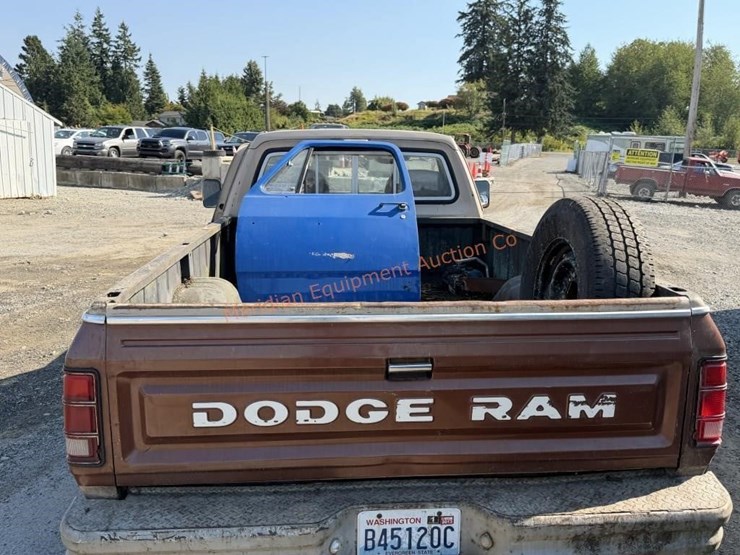 1984-dodge-ram-250-image-15