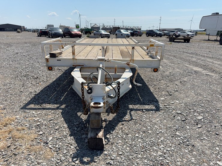 #47502-•-t/a-utility-trailer-1cze29a21hzp13314-inv#-47502-image-2