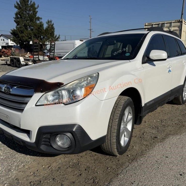 2013 SUBARU OUTBACK