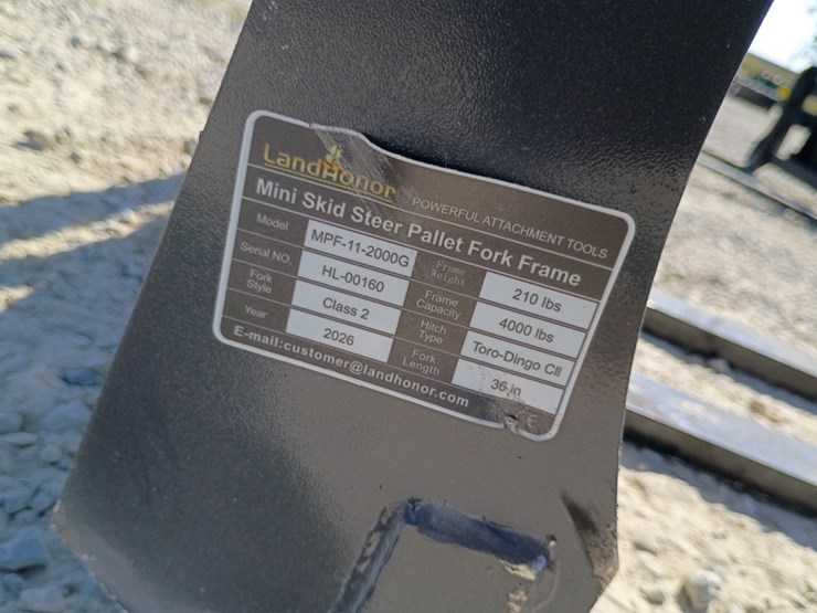 #l85-017-•-landhonor-pallet-fork-mini-skid-steer-attachment-image-7