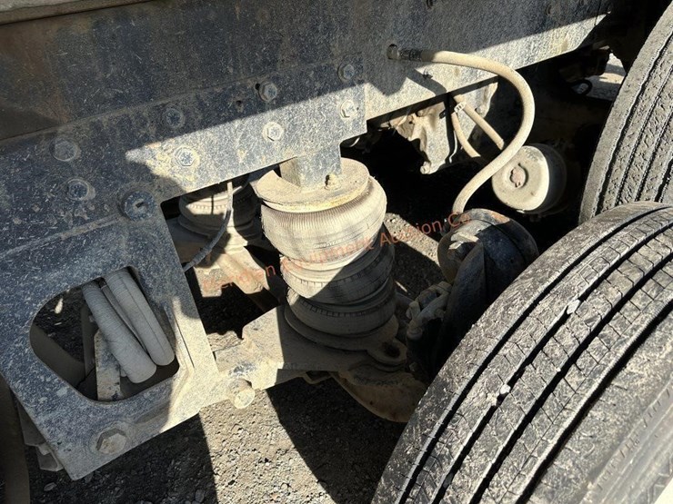 2000-kenworth-t800-image-57