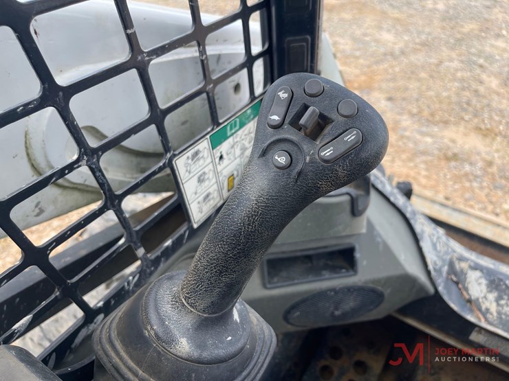 2021-bobcat-s590-image-20