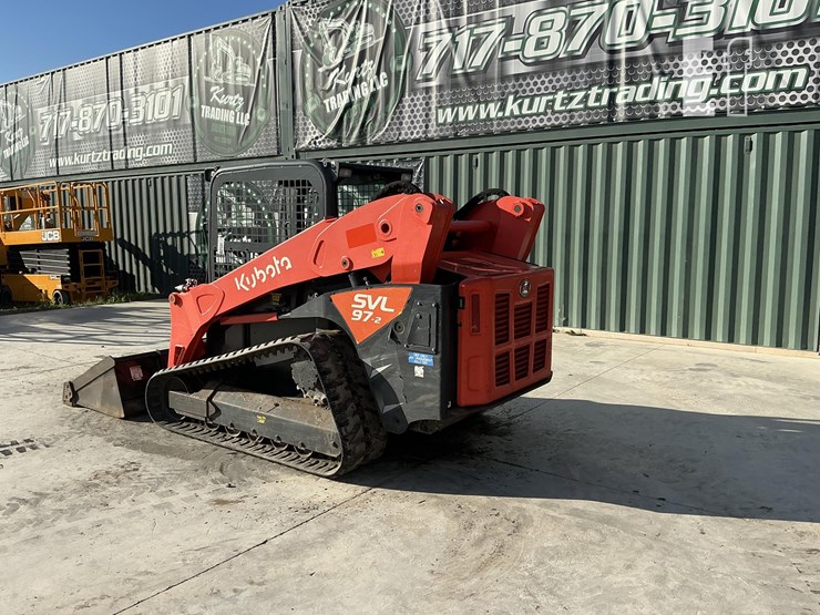 2023-kubota-svl97-2-image-2