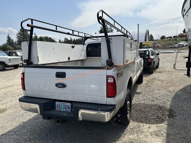 2016-ford-f350-xlt-image-4