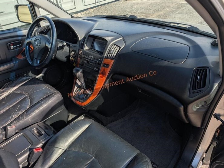 2001-lexus-rx300-image-23