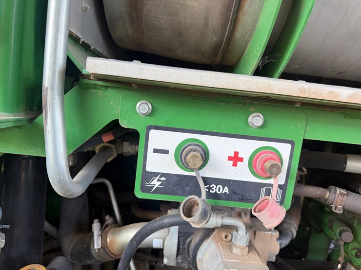 2015-john-deere-cp690-image-107