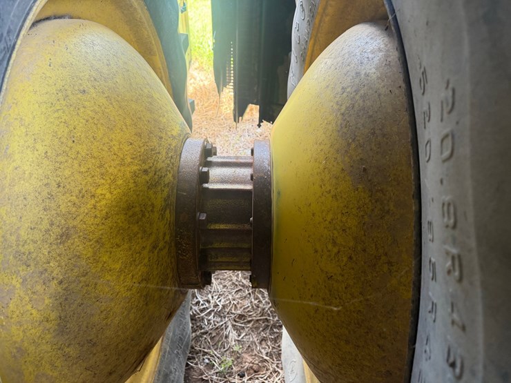 2015-john-deere-cp690-image-16