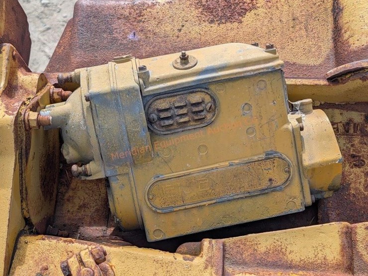 caterpillar-22-image-7
