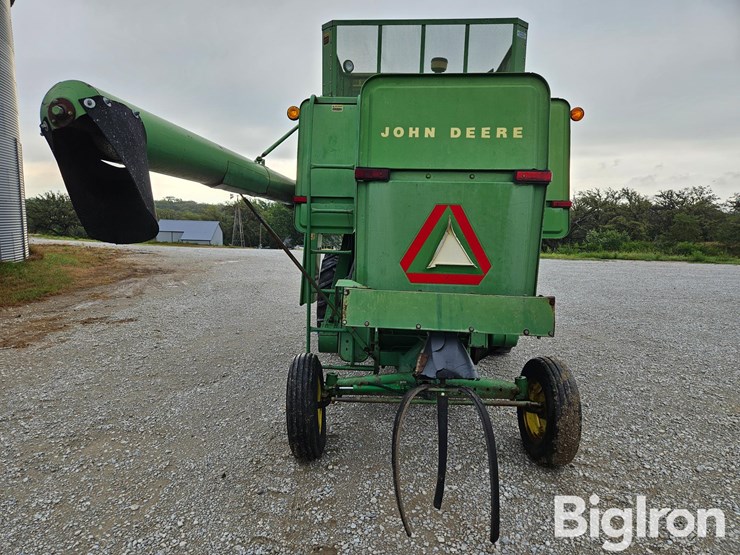 1975-john-deere-3300-image-6