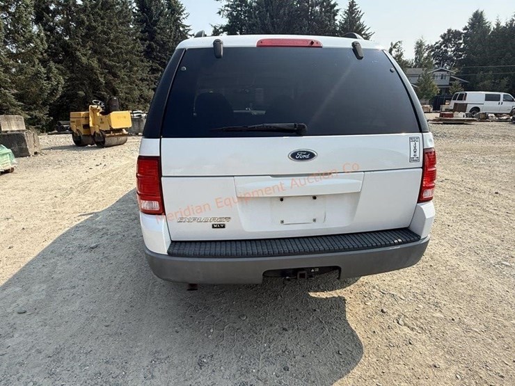 2002-ford-explorer-xlt-image-5