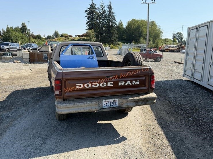 1984-dodge-ram-250-image-5