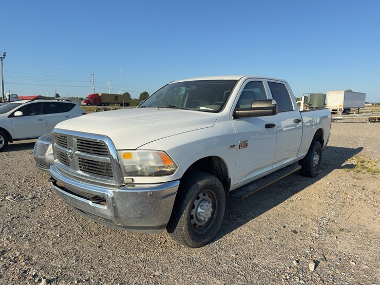 2012-dodge-ram-2500-image-1