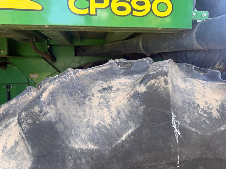 2015-john-deere-cp690-image-14