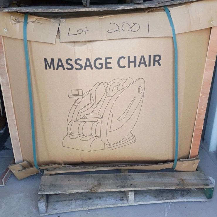 UNUSED SKLP MASSAGE CHAIR