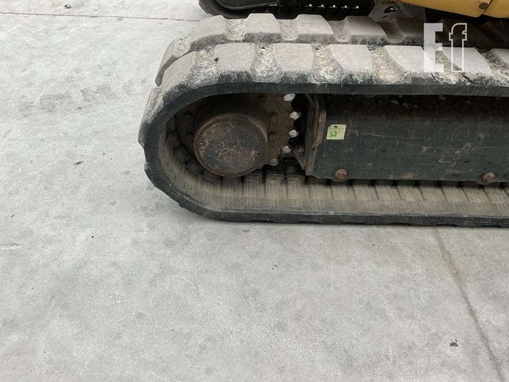 2015-caterpillar-305e2-cr-image-10