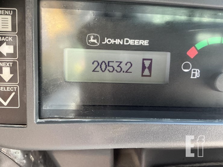 2022-deere-318g-image-18