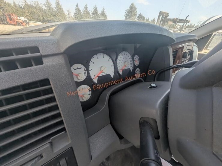 2006-dodge-ram-2500-image-17